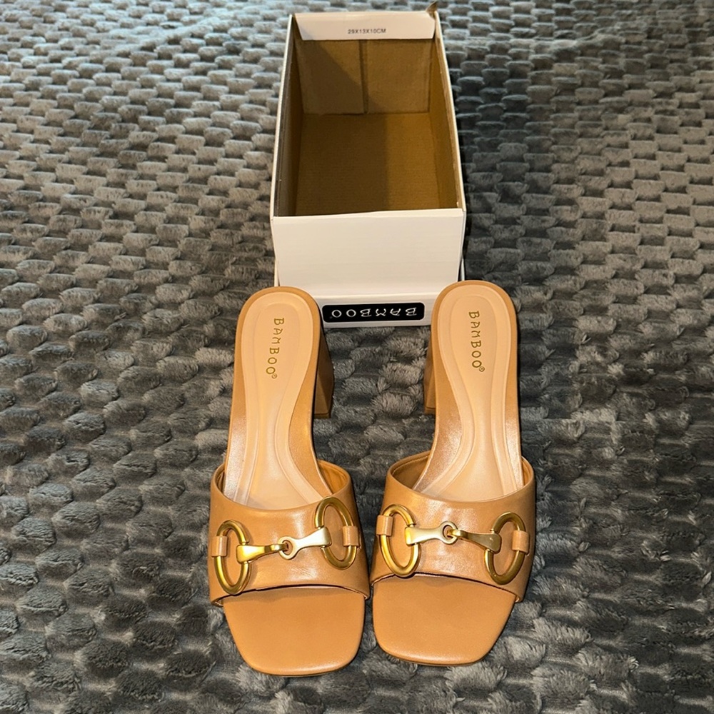 Size 7.5 chunky heel by bamboo